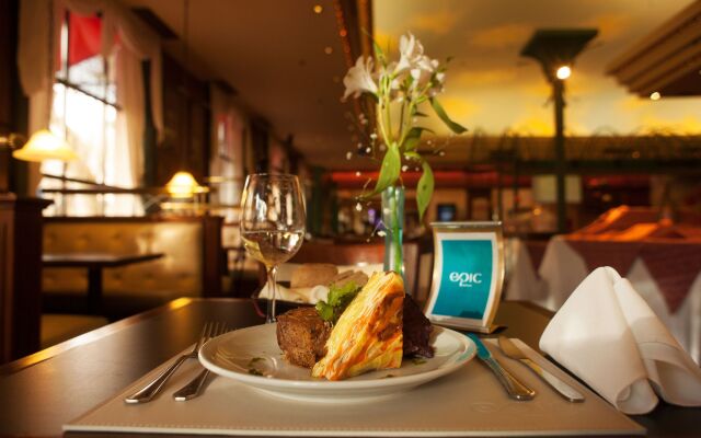 Epic Hotel Villa Mercedes