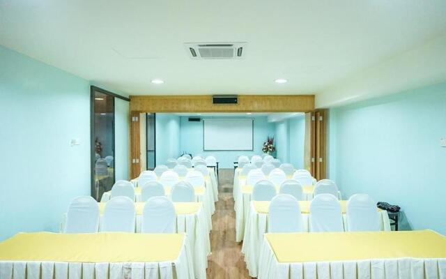 OYO 762 TY Hotel