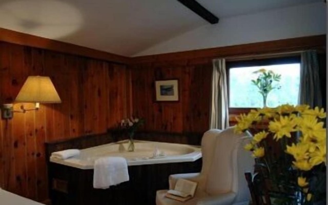 Green Chalets at Scotch Pine Lane