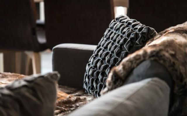 Yellowstone Lodge Chalet 1