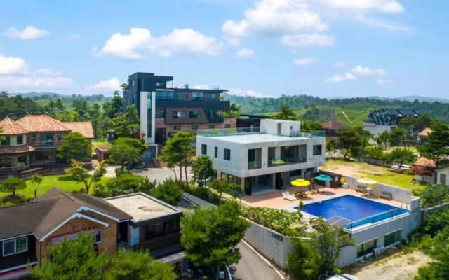 Goseong Morning View Pension