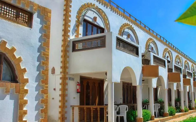 Al Mashrabiya Beach Resort