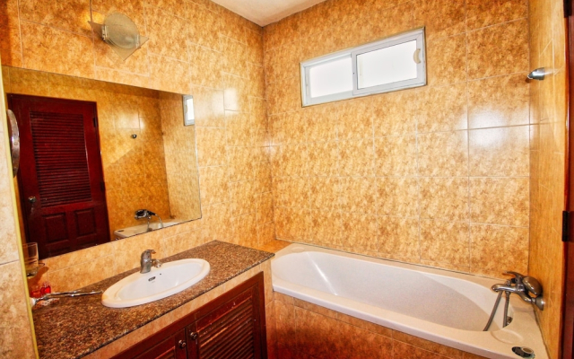 Grande Adam Pool Villa