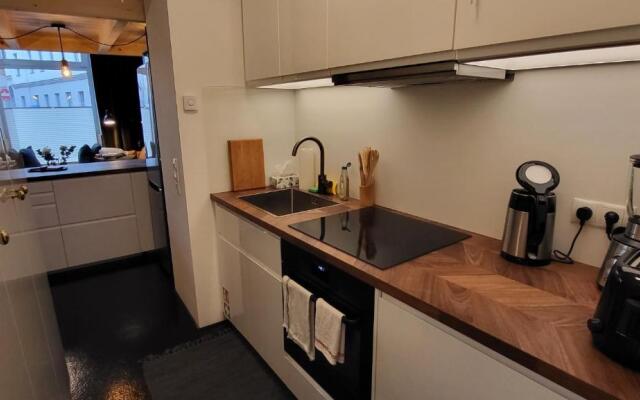 Urbanhood16 (Adults Only)