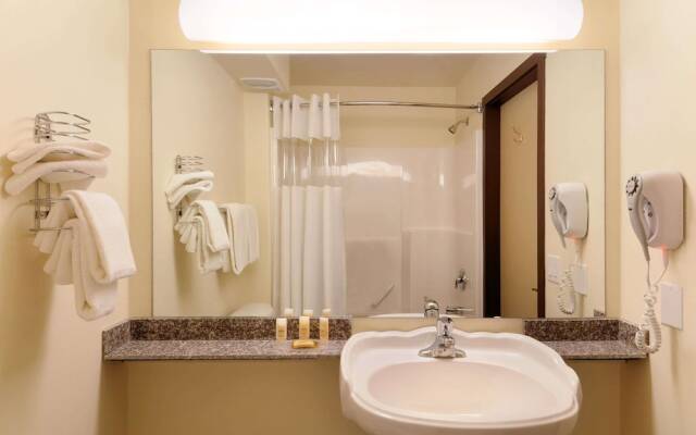 Days Inn Grande Prairie