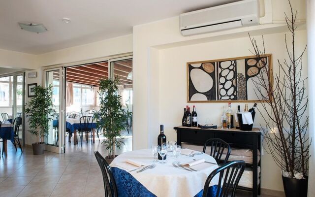 Hotel Antagos