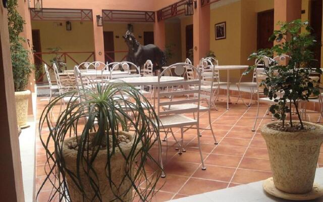 Hotel E Caballeriza