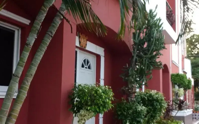 Hotel Suites Flamboyanes