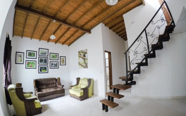 Fami Hotel Vive Jardin - Hostel