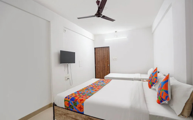 Fabhotel Relax