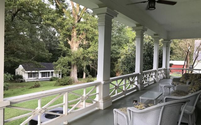 Canemount Plantation Inn