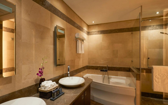 Safir Fintas Kuwait Hotel