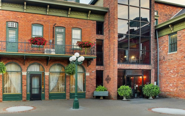 Kingsley Inn