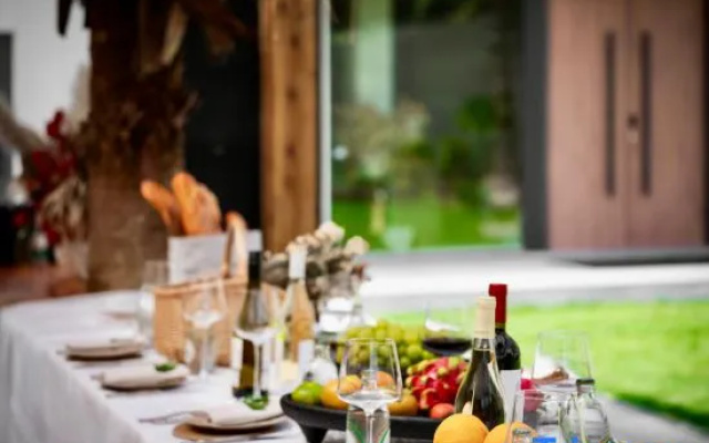 Shanyueji MOONHILL · Private Hot Spring · Design Guesthouse – Meal – Huzhou