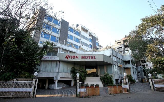 hotelImage