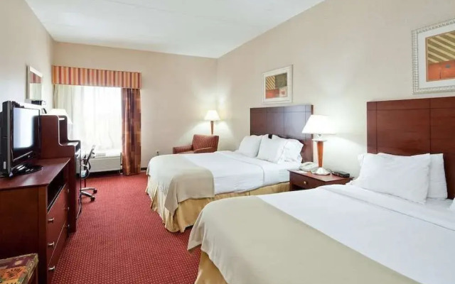 Holiday Inn Express Cincinnati-Lawrenceburg