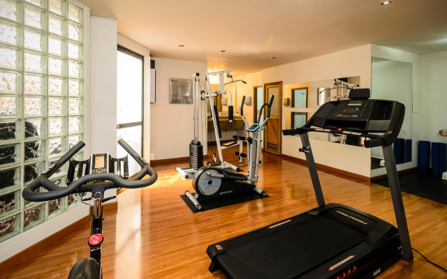 Travelers Suites Edificio Fontana Plaza