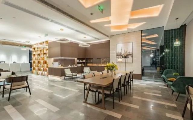 Shanghai Pujiang Shendu HighwayAtour Hotel