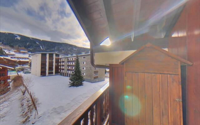 MA473 - Studio 4 Pers centre Carroz