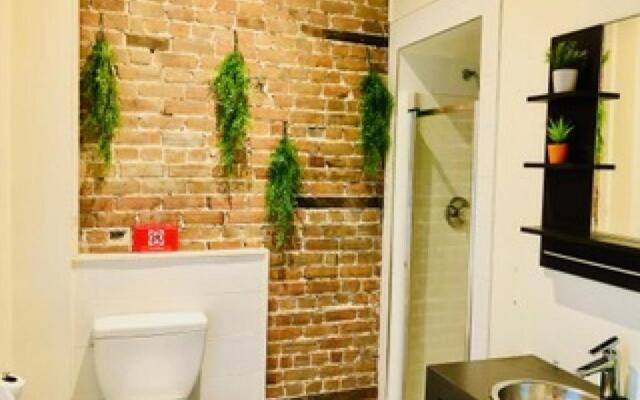 3-Bedroom Apartment on Montreal’s St-Denis Street