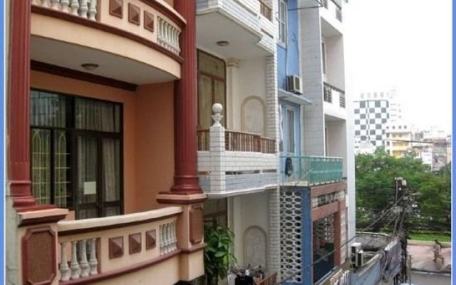 Chau Long Mini Hotel