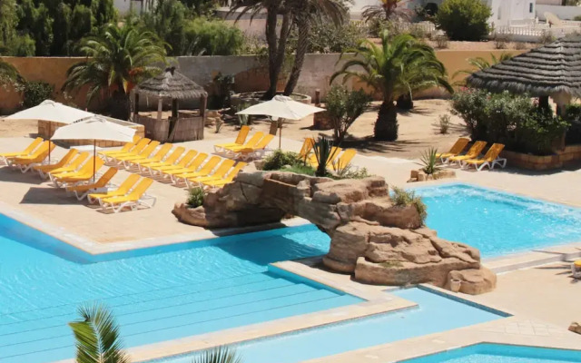 Dar El Manara Djerba Hotel & Aparts