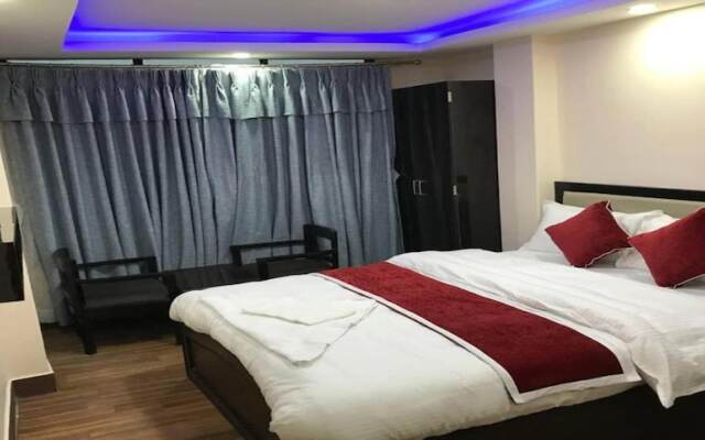 MeroStay  140 Hotel Paradise