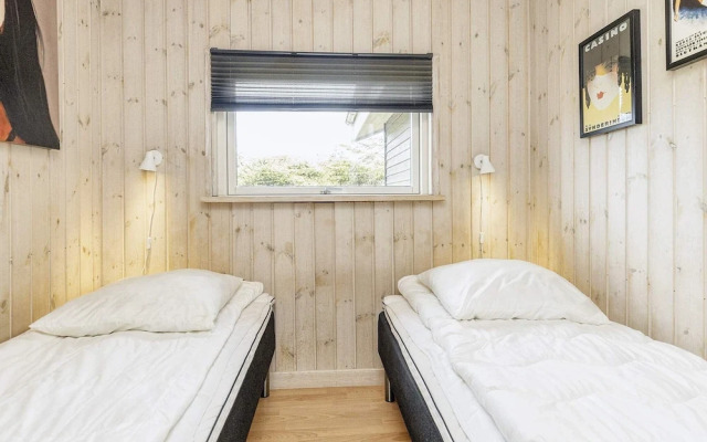14 Person Holiday Home in Vaeggerlose
