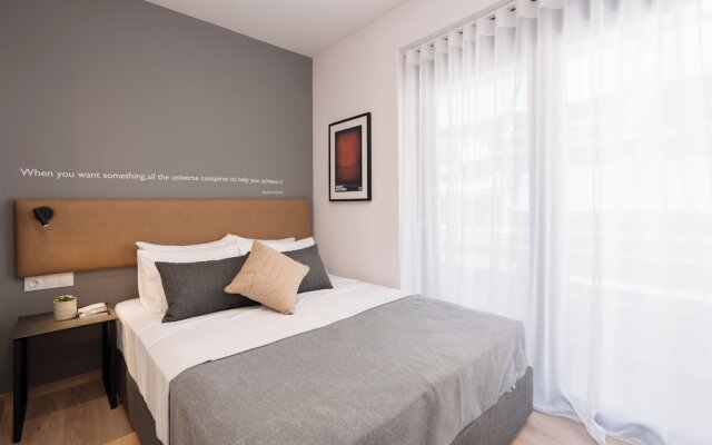 Kosmos Luxury Residences