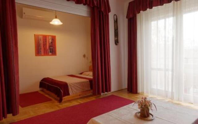 Family Buda Apartment Self Catering