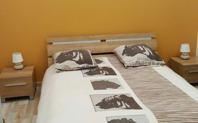 Triplex avec terrasse