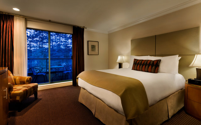 Executive Suites Hotel Metro Vancouver