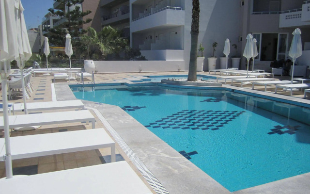 Petradi Beach Lounge Hotel