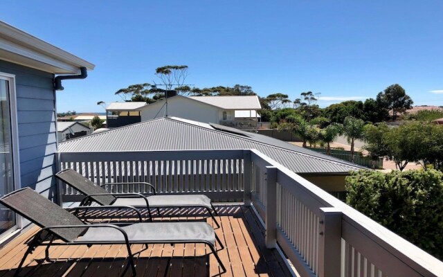 10 Hobart Road