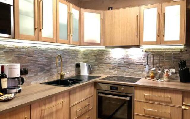 Golden Gapa Luxury Apartment 26