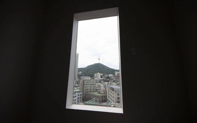 24 Guesthouse Myeongdong Town