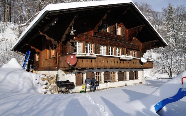 Infopoint Apartments Chalet and Motel BrunigSilvana