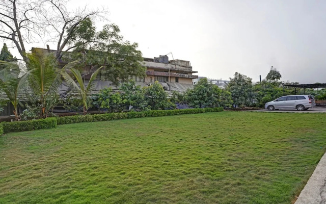 Hotel Sai Bansi