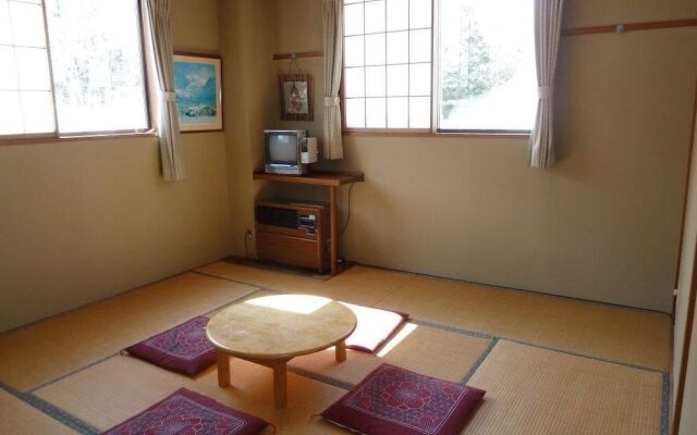 Ouji Penshon Naeba – Guest Rooms – Yuzawa