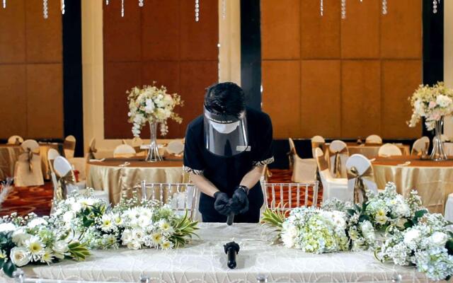 Grand Mercure Solo Baru