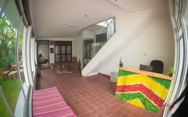Groove House