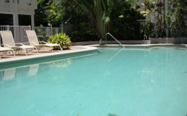 Sunseeker Apartments