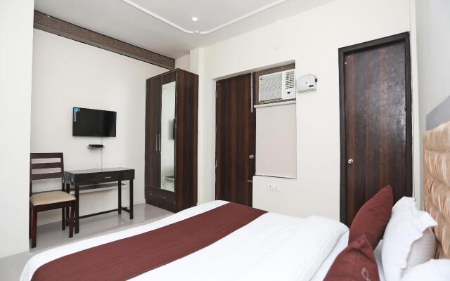 OYO 13555 Corporate serviced apartments Hotel