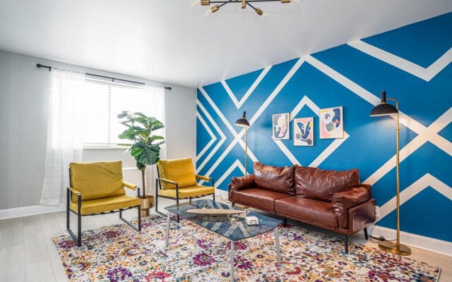 ATL downtown 2BR King Bed FREE parking