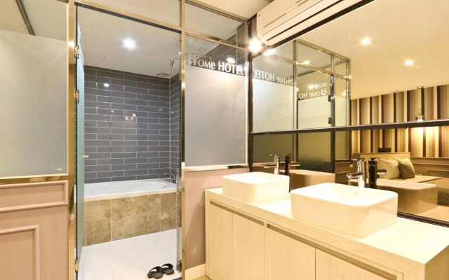Home Hotel