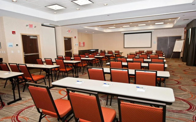 Holiday Inn Express Columbus - Easton