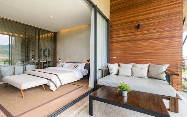 Atta 2-bd Suite OR Pool Penthouse