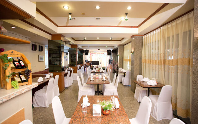 Chaipat Hotel