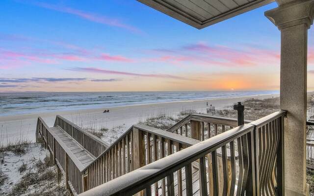 Gulf Breeze by Five Star Properties