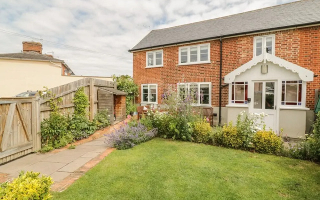 Mulberry Cottage